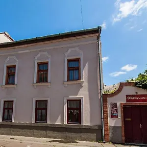 Holdfenyszallas Nocleg ze śniadaniem