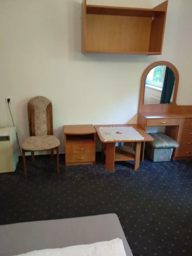 Aranylabda Panzio Bed & Breakfast Szeged