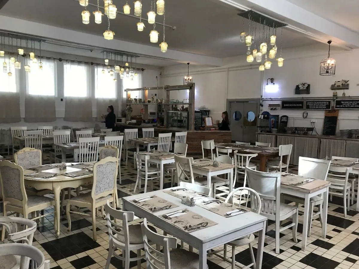 Aranylabda Panzio Bed & Breakfast Szeged Hungary